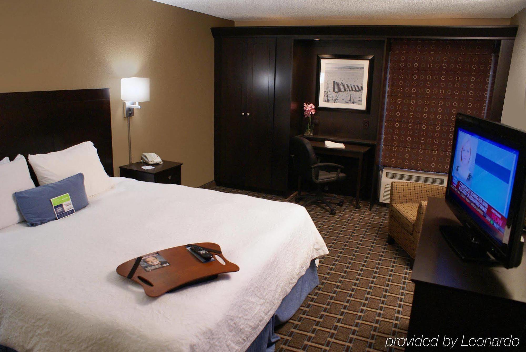 Spark By Hilton Tampa Brandon Oda fotoğraf